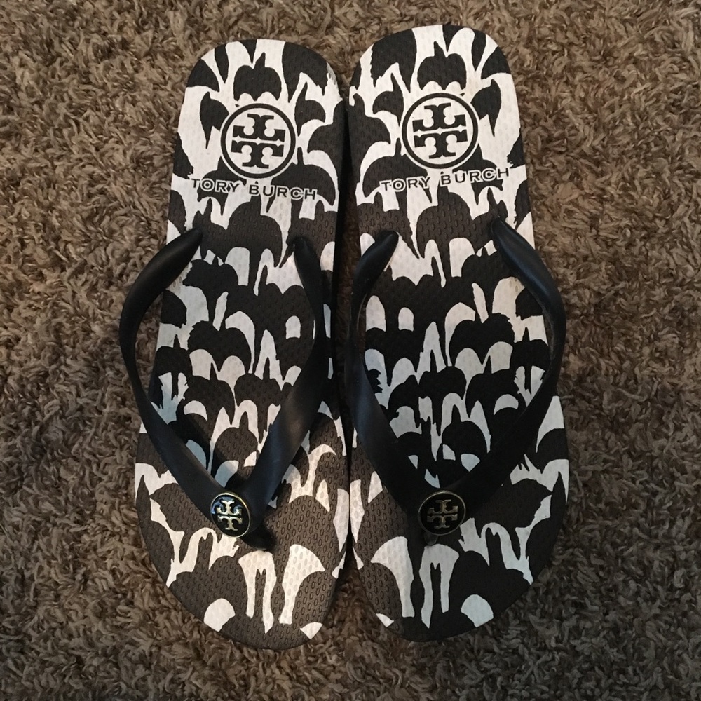 Tory Burch flip flop sandals size 10
